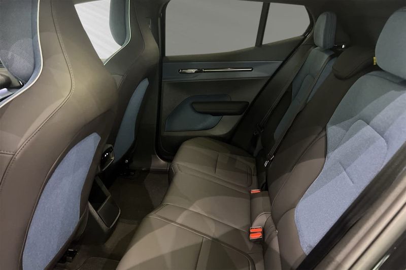 Volvo EX30 bild 8