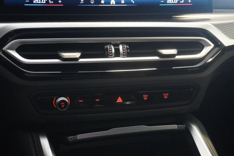 BMW i4 bild 28