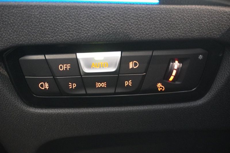 BMW i4 bild 16