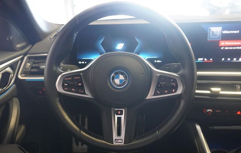 BMW i4 bild 17