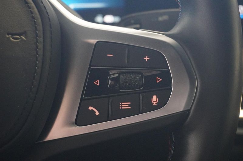 BMW i4 bild 19