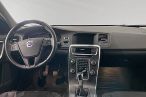 Volvo S60 bild 9