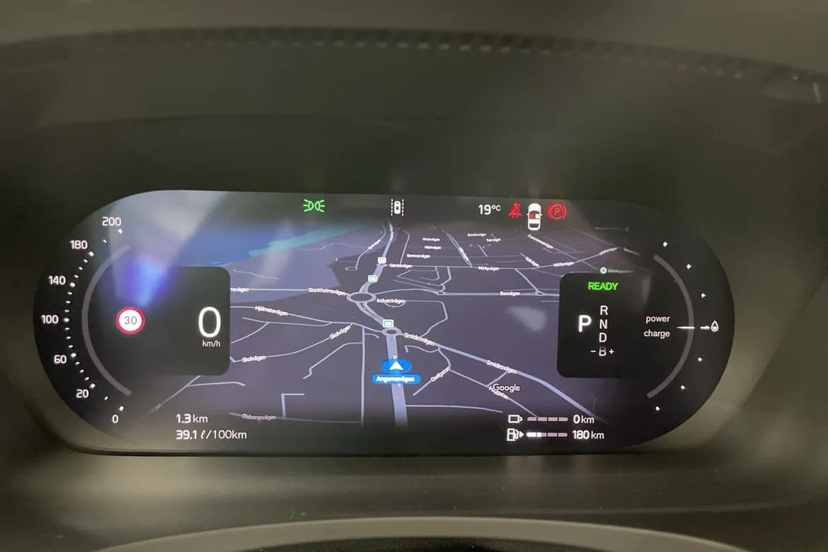 Vehicle image 20
