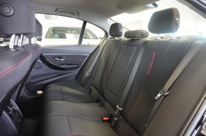 BMW 320 bild 12