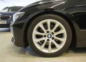 BMW 330 bild 3