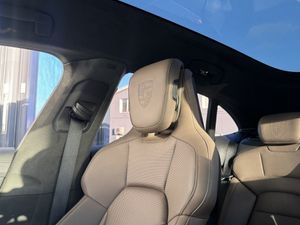 Porsche Taycan bild 34