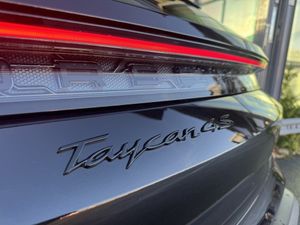 Porsche Taycan bild 30
