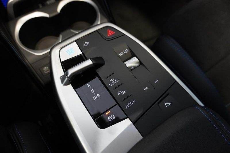 BMW iX1 bild 9