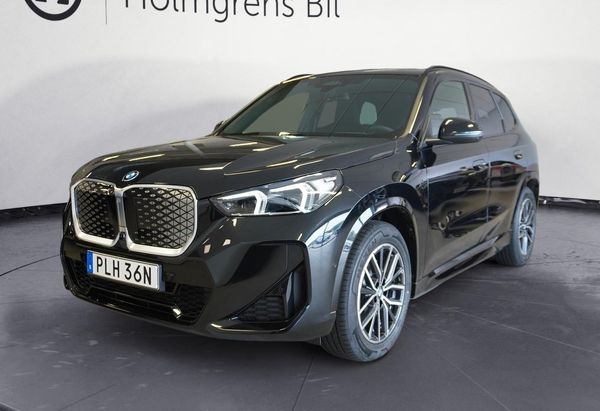BMW iX1 xDrive30 M Sport Business Ed Drag HUD DA - 2026