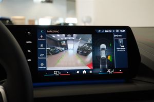 BMW 120 bild 13
