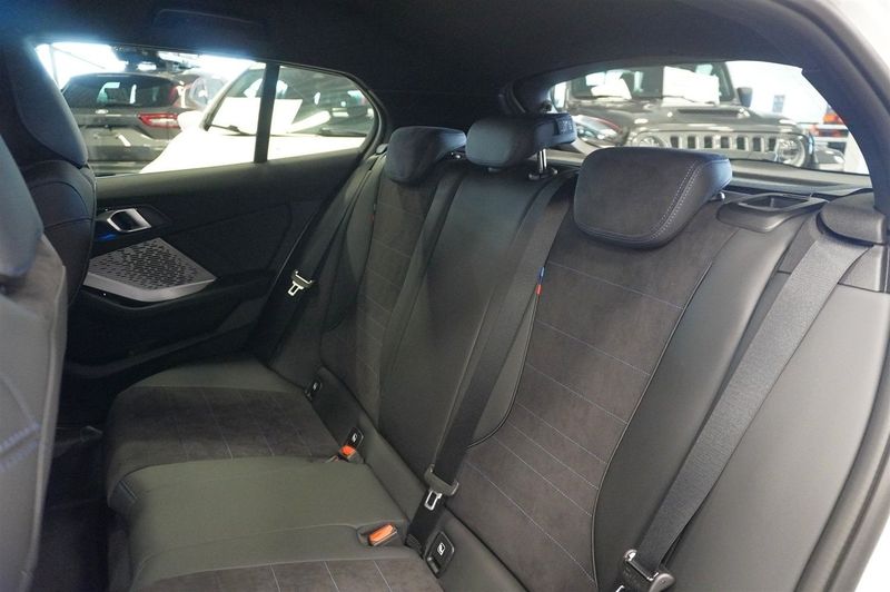 BMW 120 bild 20