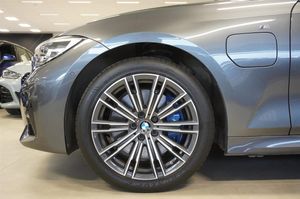 BMW 330 bild 3