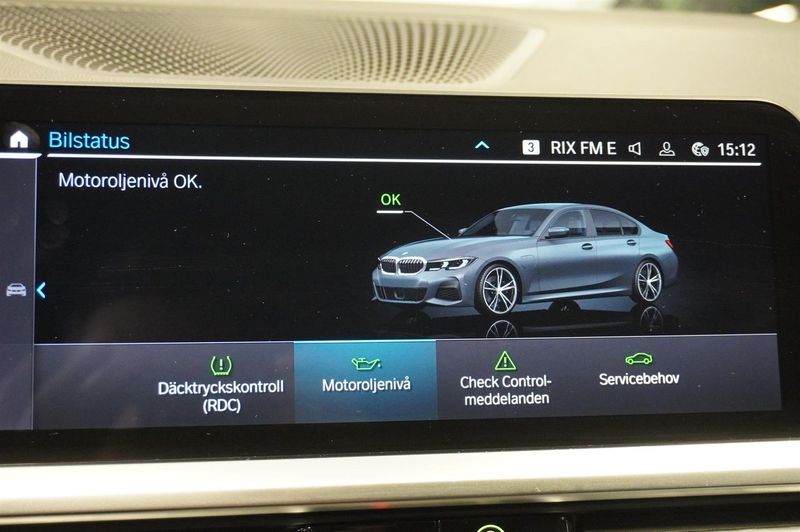 BMW 330 bild 19