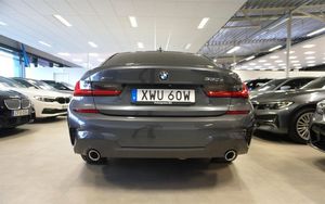 BMW 330 bild 5