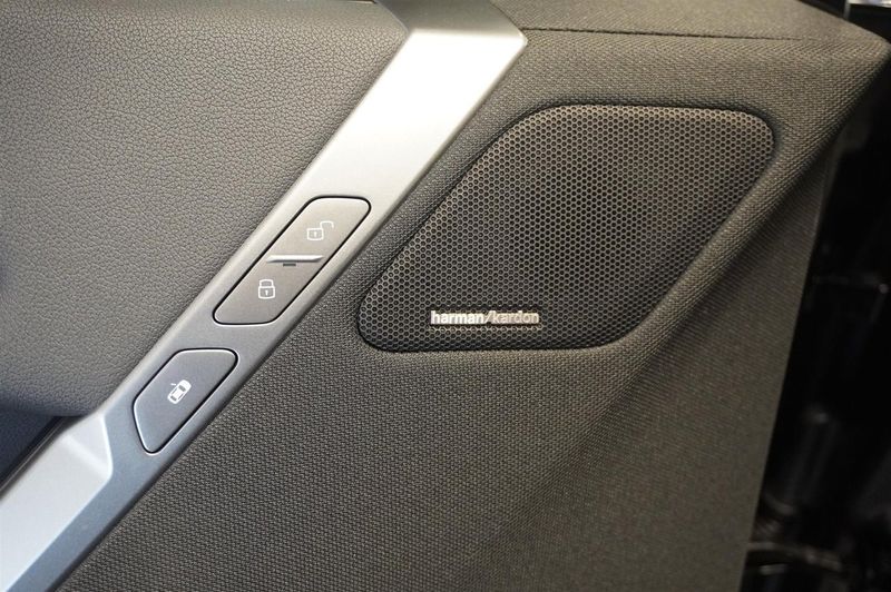 BMW iX bild 12