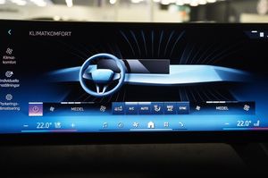 BMW iX bild 23