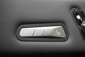 BMW iX bild 7