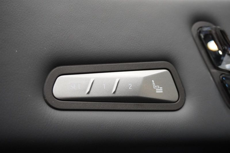BMW iX bild 7