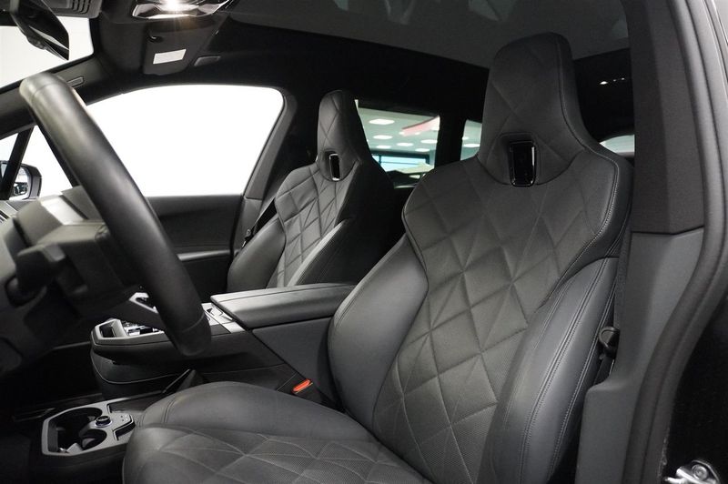 BMW iX bild 5