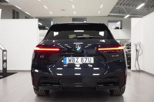 BMW iX bild 4