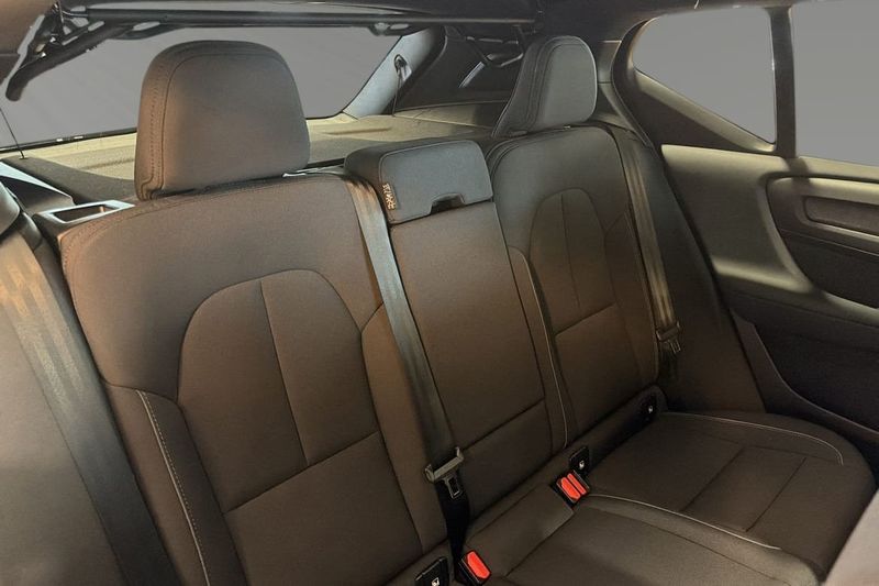 Volvo EX40 bild 11