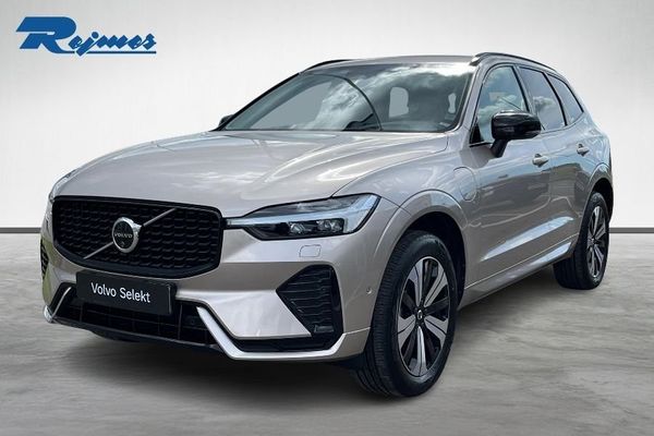 Volvo XC60 T6 Plus Dark Edition - 2025