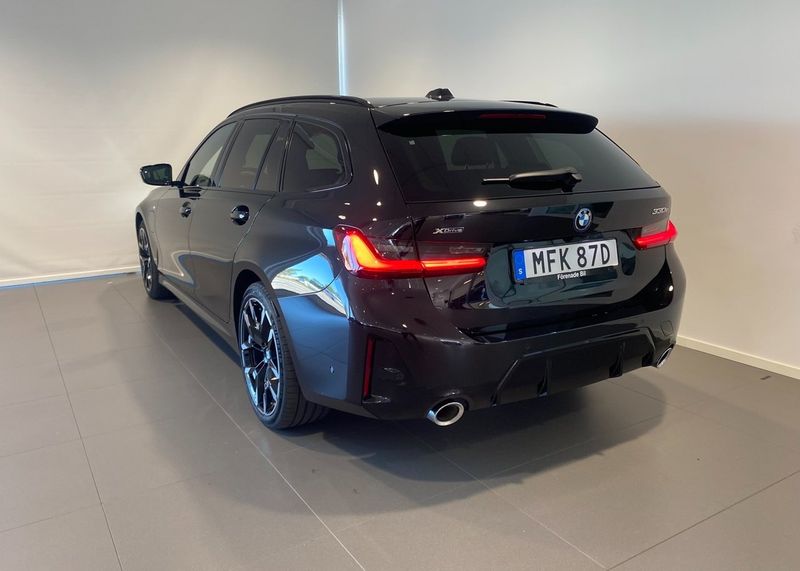 BMW 330 bild 15