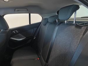BMW 120 bild 9