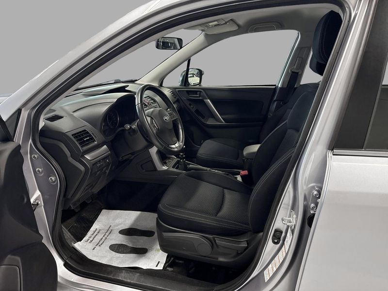 Subaru Forester bild 8