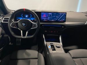 BMW i4 bild 5