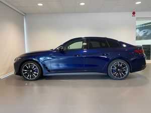 BMW i4 bild 2