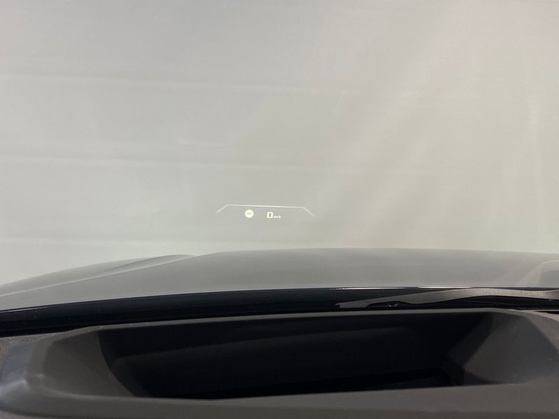 BMW i4 bild 4