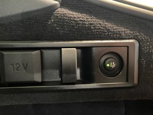 BMW i4 bild 12