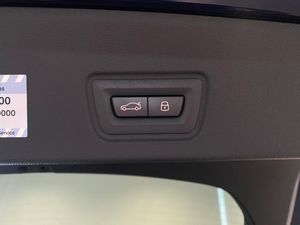 BMW i4 bild 13
