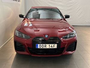 BMW i4 bild 2