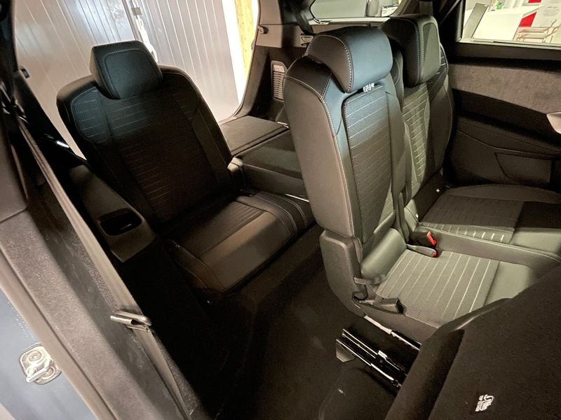 Peugeot e-5008 bild 10