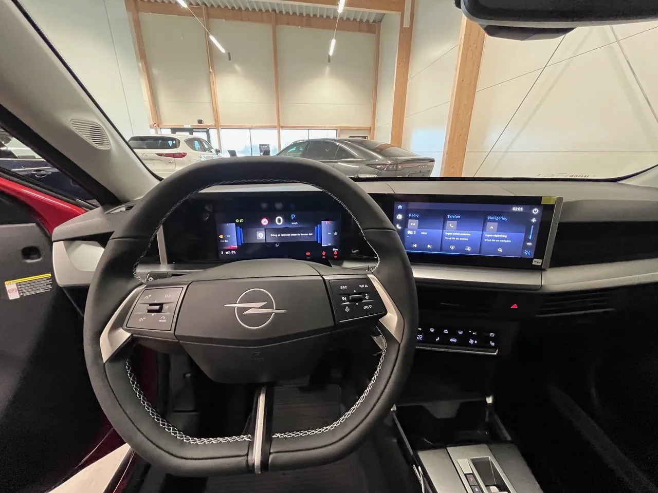 Vehicle image 14