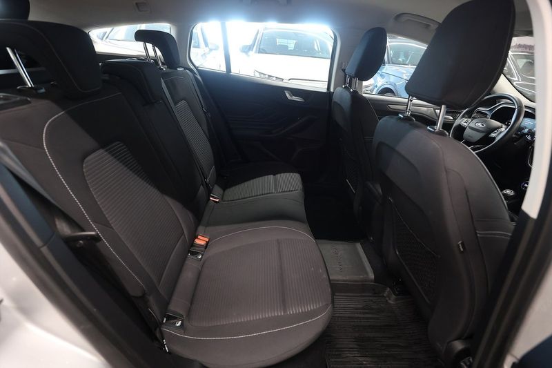 Ford Focus bild 12