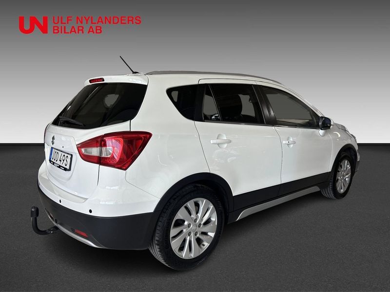 Suzuki S-CROSS bild 4