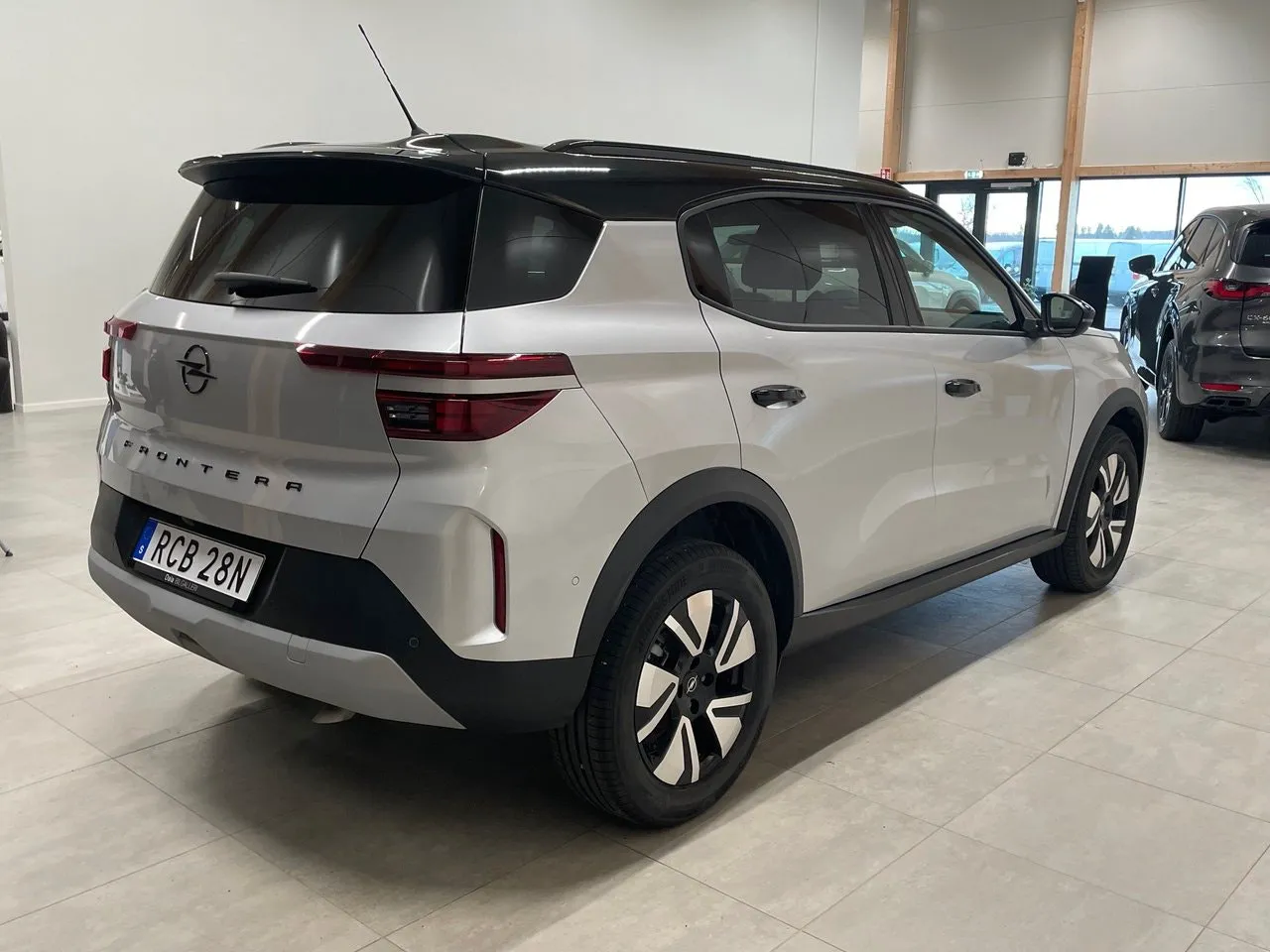 Vehicle image 3