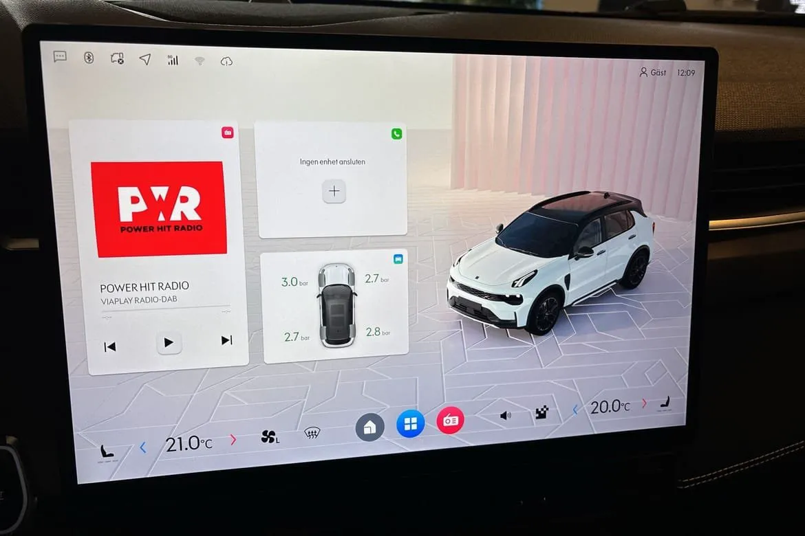 Vehicle image 10