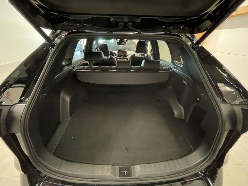 Suzuki Across bild 10