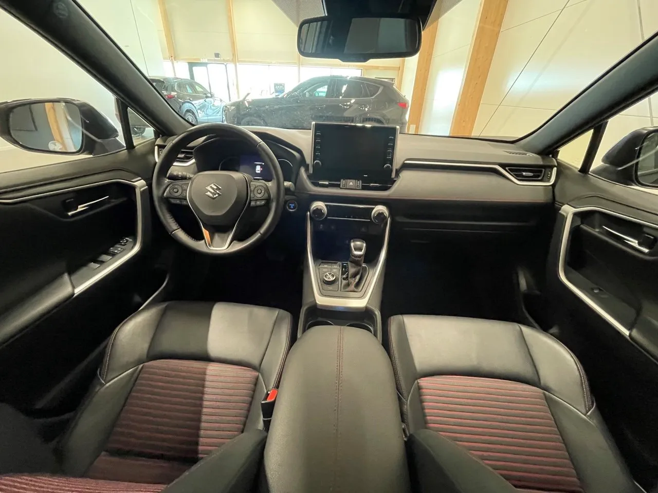 Vehicle image 8