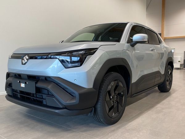 Suzuki e Vitara Select 61Kwh, - 2026