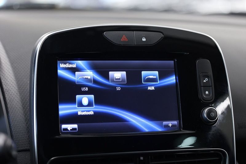 Renault Clio bild 18