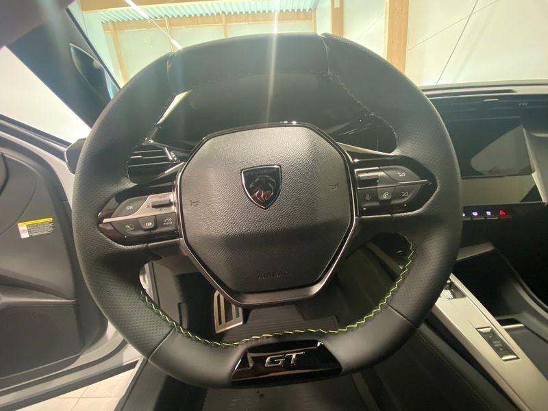 Peugeot 408 bild 9