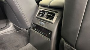 Mazda CX-80 bild 9