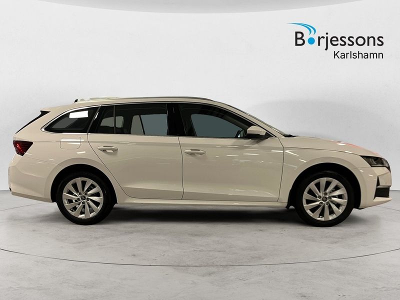 Skoda Octavia bild 2