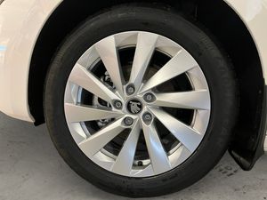 Skoda Octavia bild 6