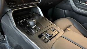 Mazda CX-80 bild 9